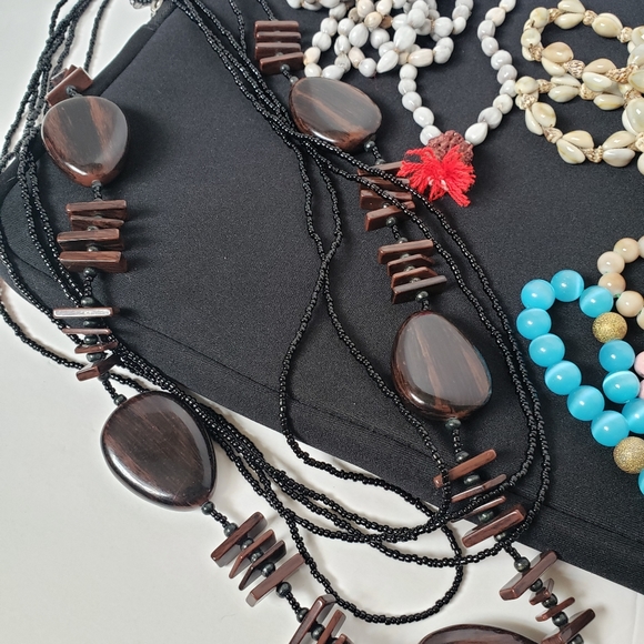 Fashion Seashell And Bead Jewelry Lot Of 7 - Picture 2 of 5